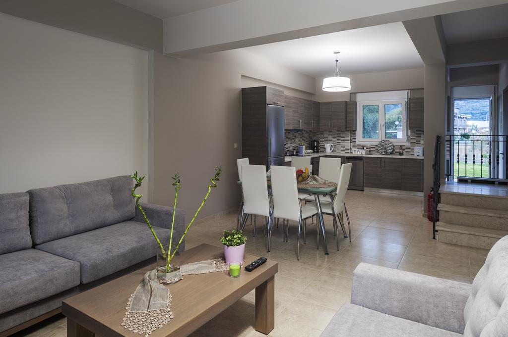 4 Seasons Villas Plataria Rum bild